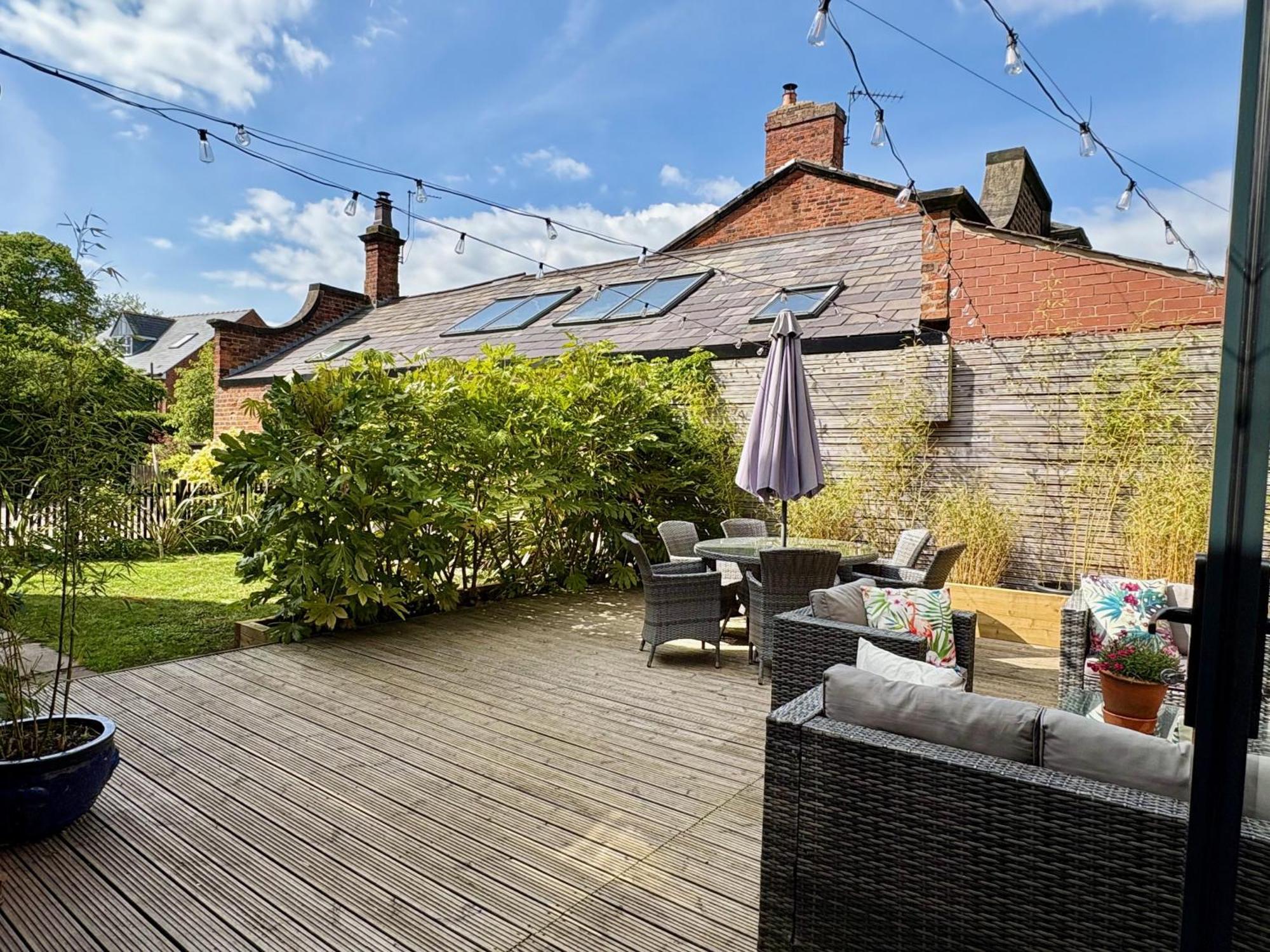 Eden Cottage Frodsham Exterior photo